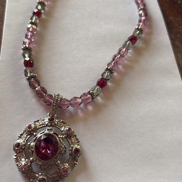 1928 pink crystal and bead Neaklace - Picture 5 of 5